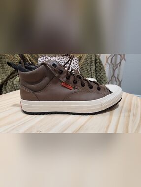 Converse Men's Chuck Taylor All Star Malden Waterproof Shoes Size 11.5